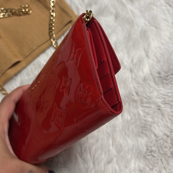 Louis Vuitton Sarah wallet with chain - Picture 5 of 12